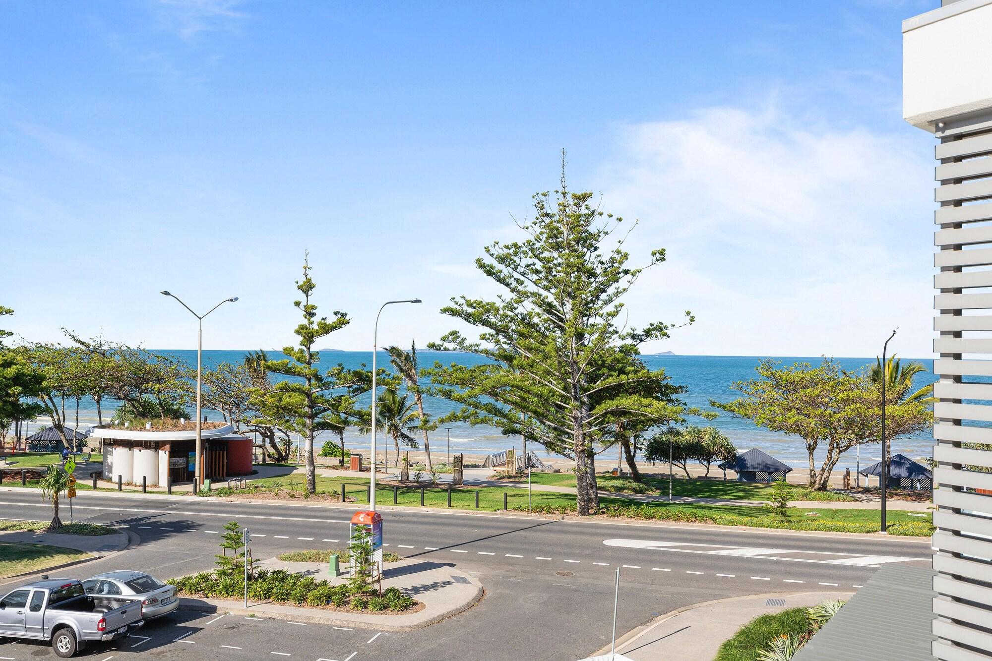 Salt Apartments Yeppoon Exterior photo