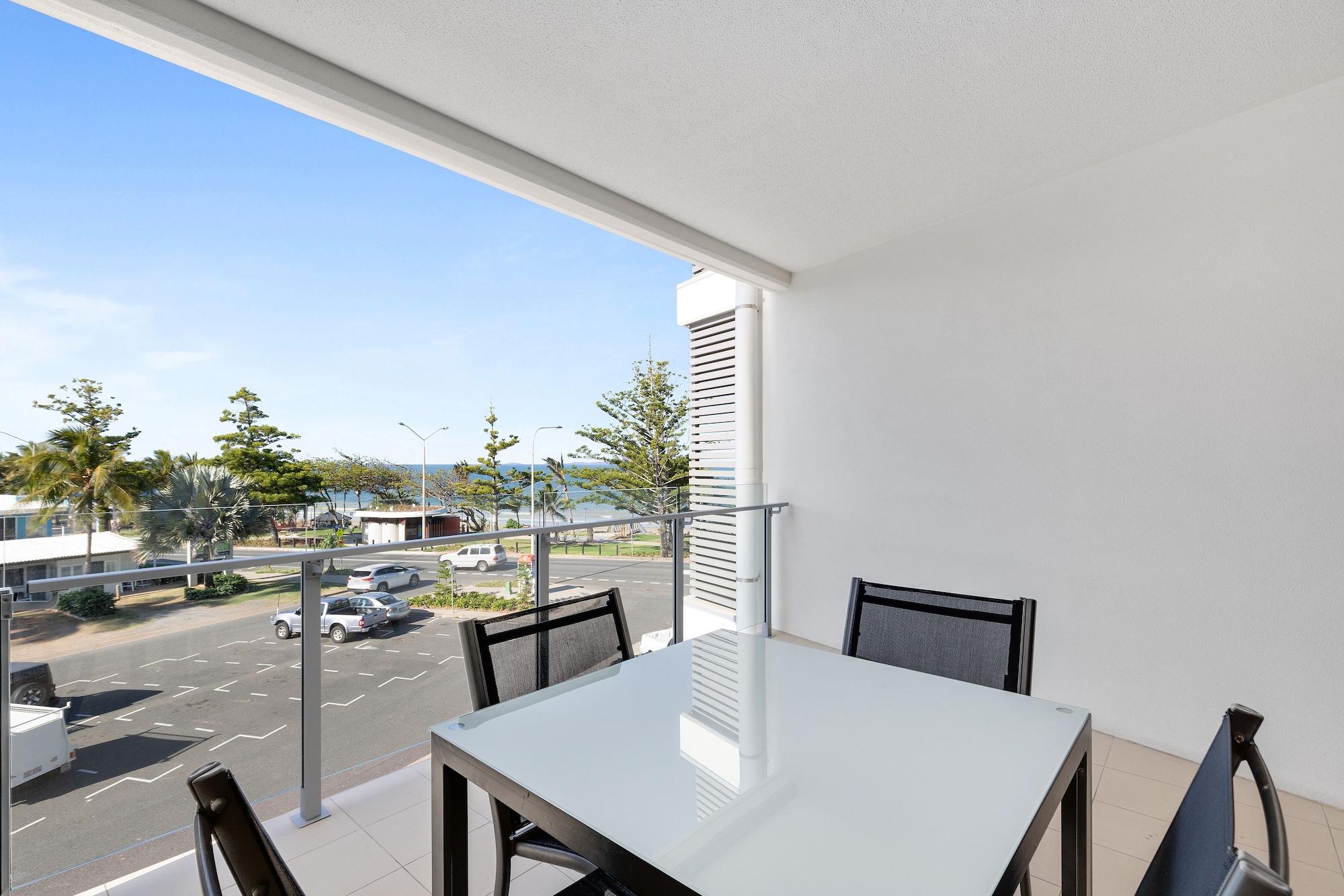 Salt Apartments Yeppoon Exterior photo