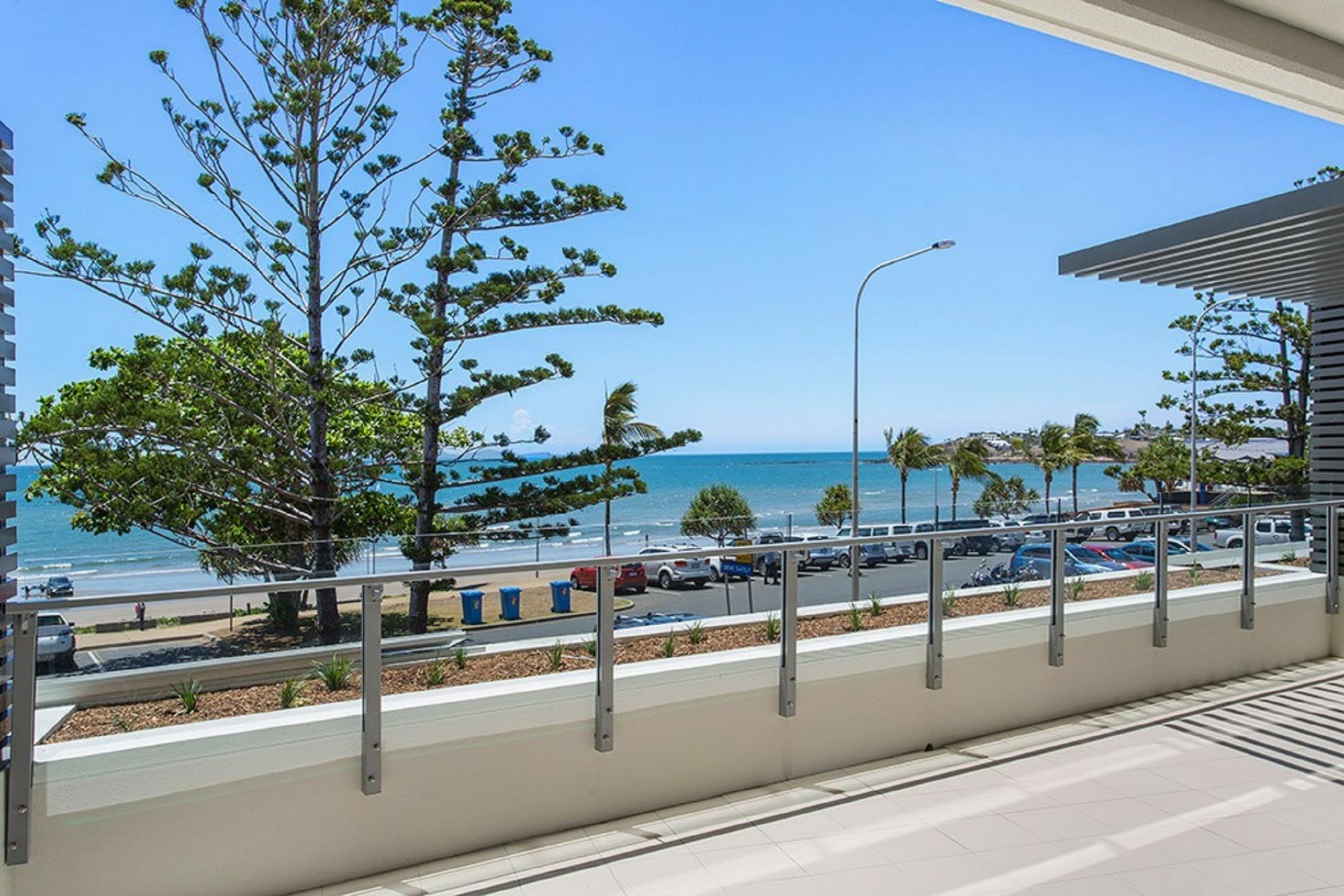 Salt Apartments Yeppoon Exterior photo